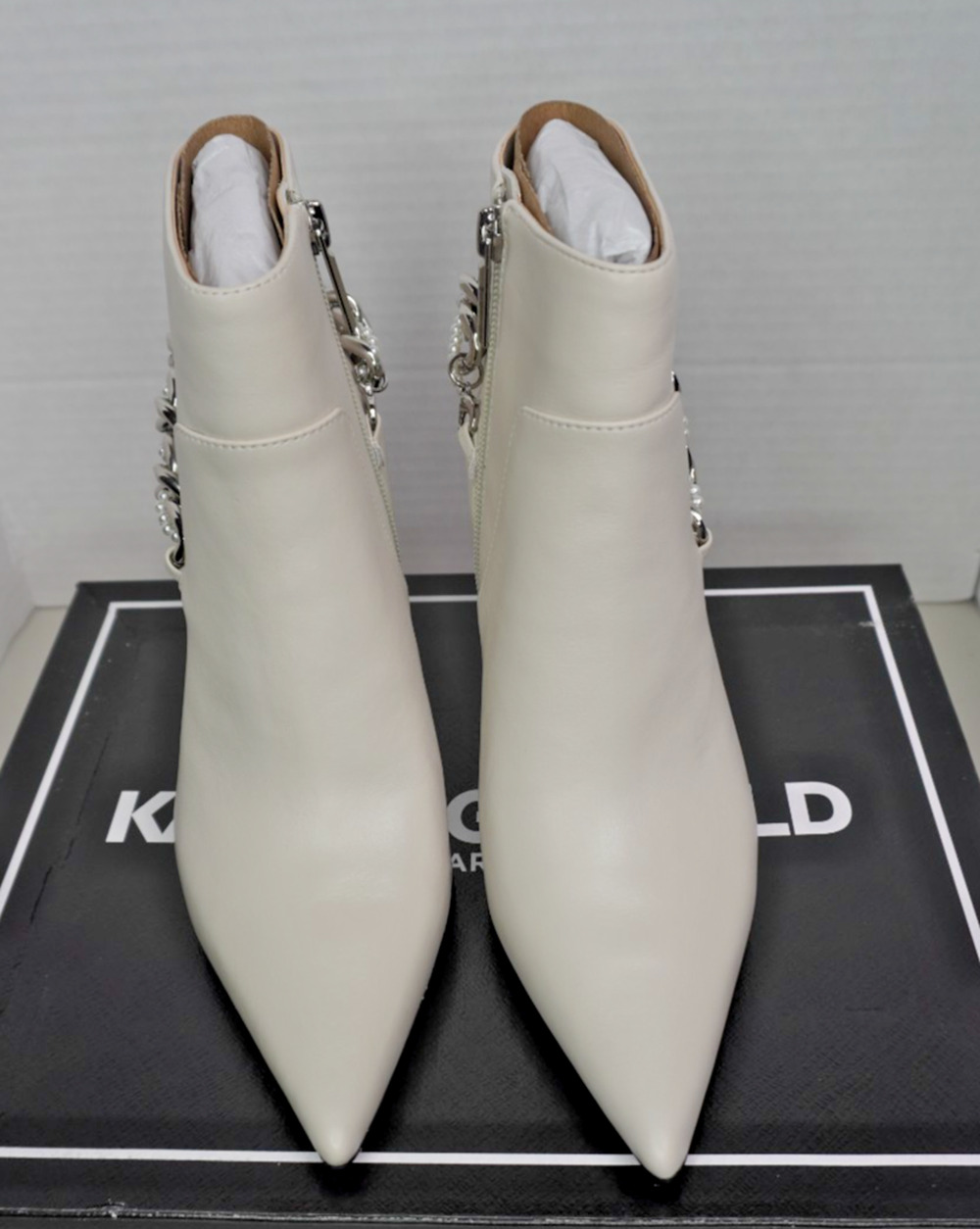 Karl Lagerfeld Paris Samra Chain Ankle Booties Soft White Size 8M Women's